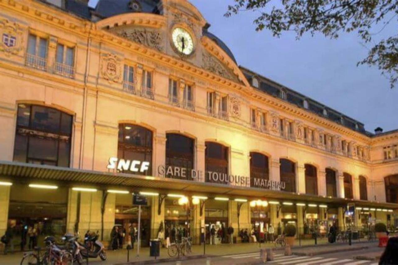 :) Grand Studio Lumineux A Toulouse Et Parking Exterior foto